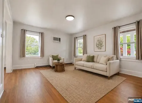 312 Rochelle Avenue Rochelle Park NJ 07662