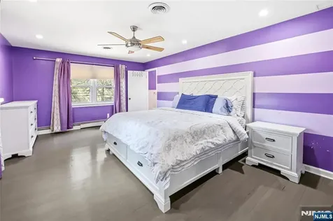 682 Floyd Street Englewood Cliffs NJ 07632
