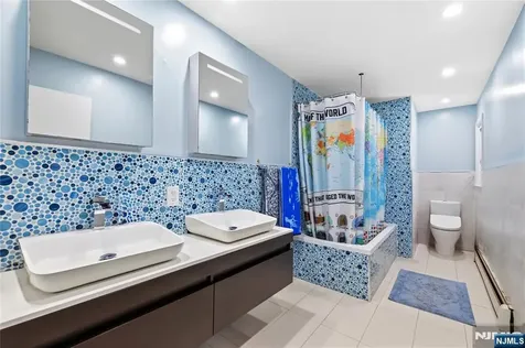 682 Floyd Street Englewood Cliffs NJ 07632