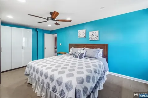 682 Floyd Street Englewood Cliffs NJ 07632