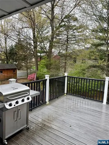 682 Floyd Street Englewood Cliffs NJ 07632