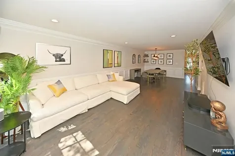 32 Rosewood Court Haledon NJ 07508