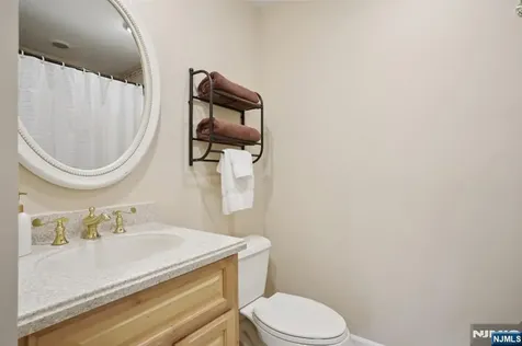 84 Westland Road Cedar Grove NJ 07009