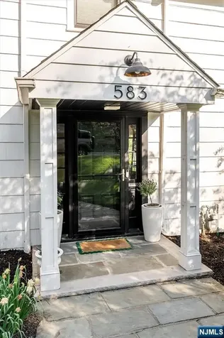 583 Highland Avenue Montclair NJ 07043