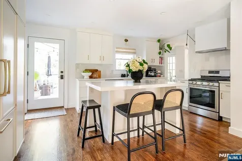 583 Highland Avenue Montclair NJ 07043