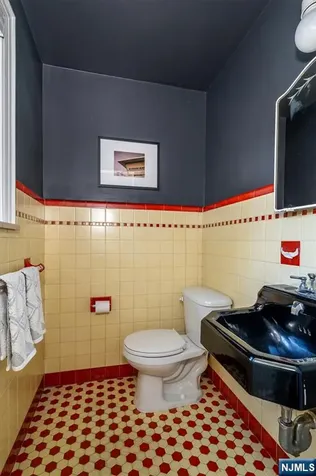 583 Highland Avenue Montclair NJ 07043
