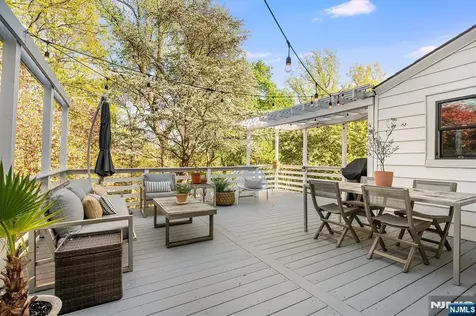 583 Highland Avenue Montclair NJ 07043