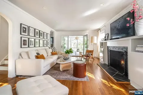 583 Highland Avenue Montclair NJ 07043