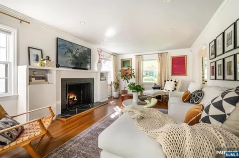 583 Highland Avenue Montclair NJ 07043