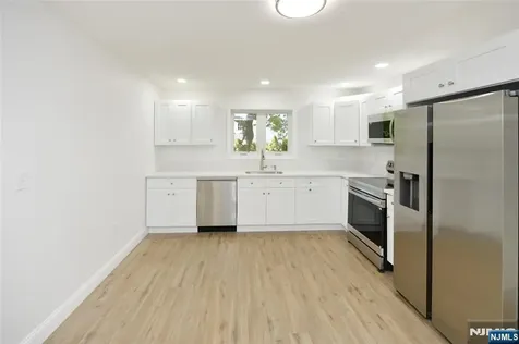 385 Goffle Road Ridgewood NJ 07450