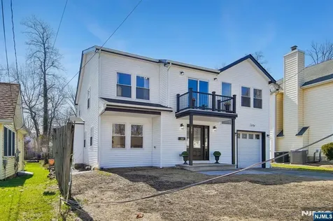 207 Lake Shore Drive Par-troy Hills Twp. NJ 07034