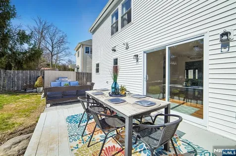 207 Lake Shore Drive Par-troy Hills Twp. NJ 07034
