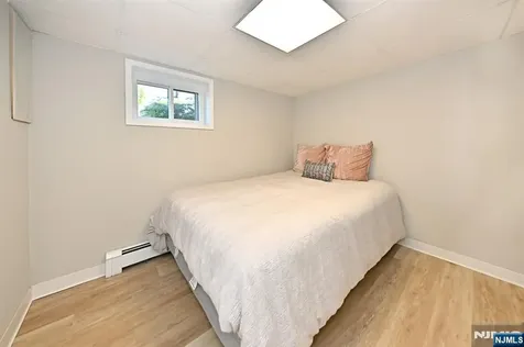 115 Forest Place Rochelle Park NJ 07662