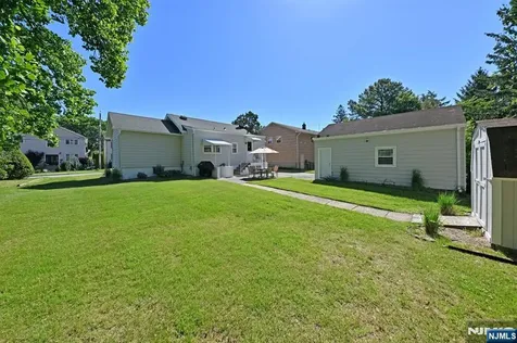 115 Forest Place Rochelle Park NJ 07662