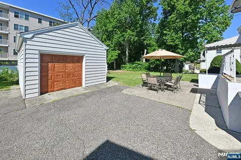 115 Forest Place Rochelle Park NJ 07662