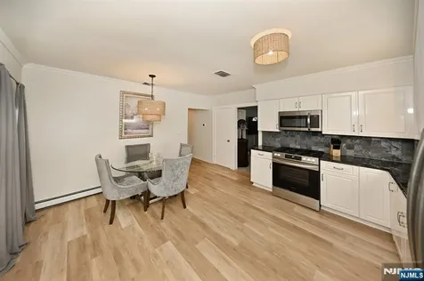115 Forest Place Rochelle Park NJ 07662
