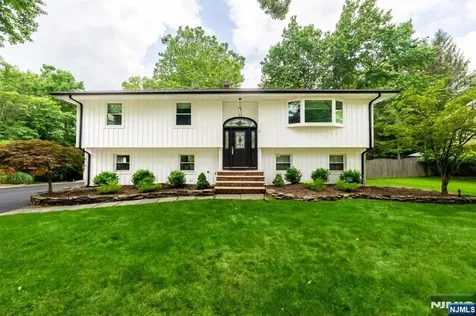 3 Antrim Road Montvale NJ 07645
