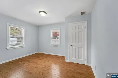 19 Elmwood West Orange NJ 07052