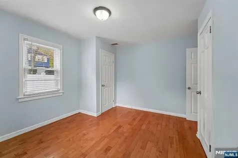 19 Elmwood West Orange NJ 07052
