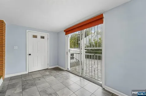 19 Elmwood West Orange NJ 07052