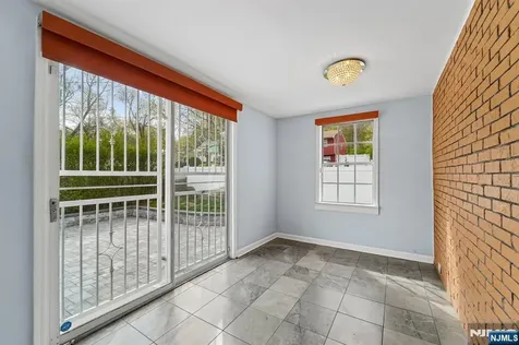 19 Elmwood West Orange NJ 07052