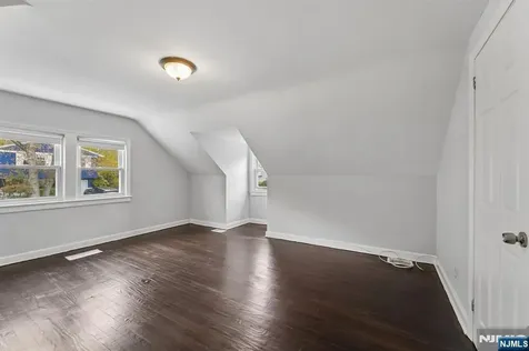 19 Elmwood West Orange NJ 07052