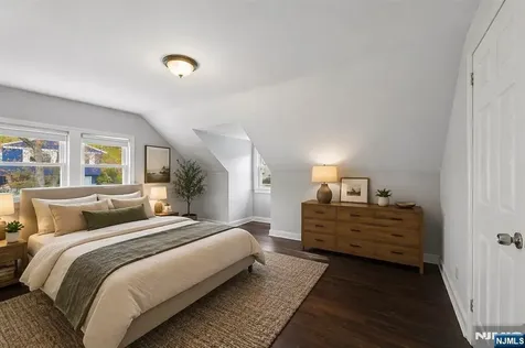 19 Elmwood West Orange NJ 07052