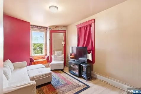 55 New Street East Orange NJ 07017