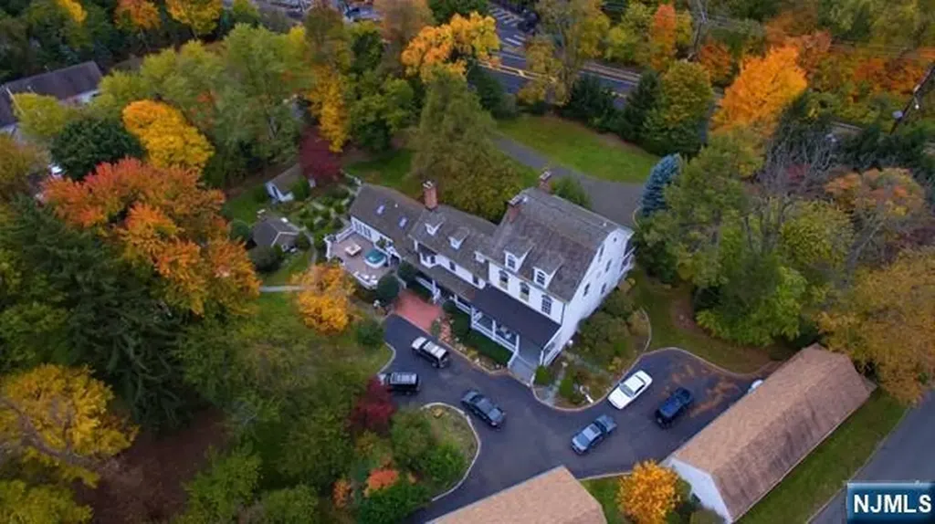 218 Paramus Road Paramus NJ 07652