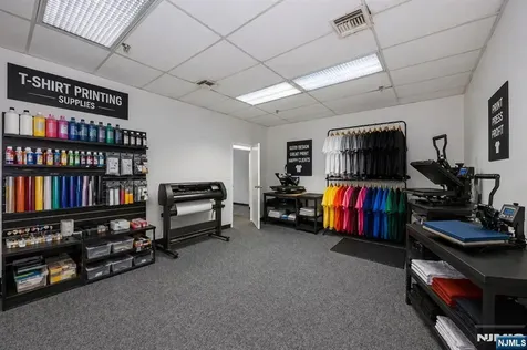 119 Naylon Avenue Livingston NJ 07039