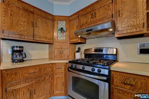 15-14 Bellair Avenue Fair Lawn NJ 07410