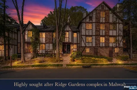 3711 Mark Twain Way Mahwah NJ 07430
