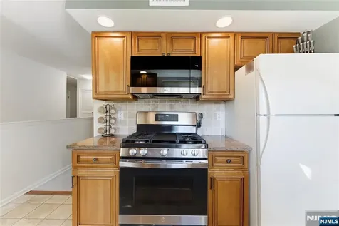 3711 Mark Twain Way Mahwah NJ 07430