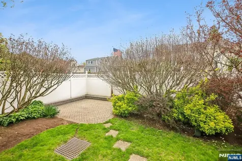 82 Seminary Street Bergenfield NJ 07621