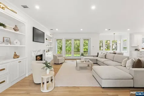501 Sterling Place Ridgewood NJ 07450