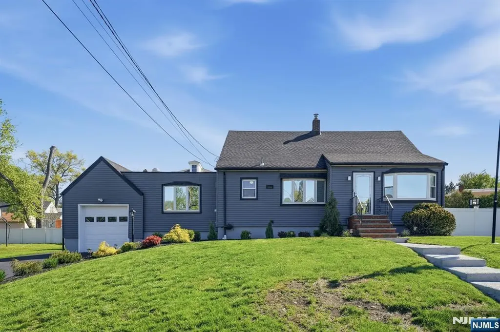 30 Brookview Drive North Haledon NJ 07508