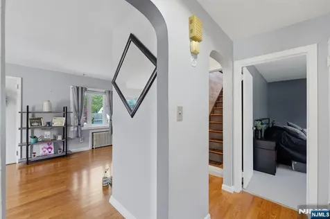30 Brookview Drive North Haledon NJ 07508