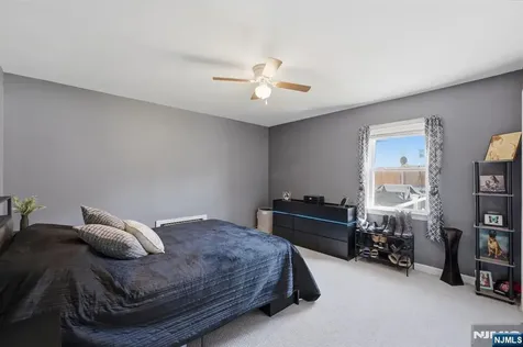30 Brookview Drive North Haledon NJ 07508