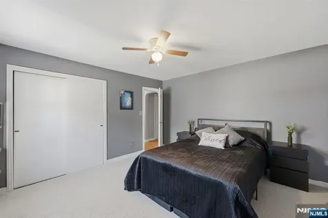 30 Brookview Drive North Haledon NJ 07508