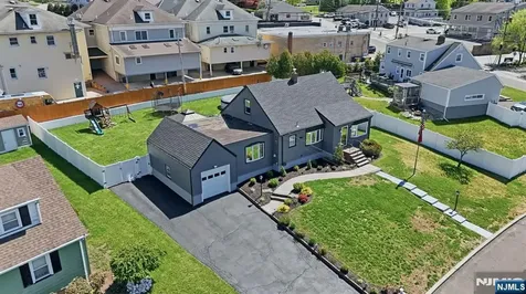 30 Brookview Drive North Haledon NJ 07508