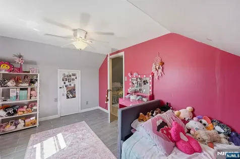 30 Brookview Drive North Haledon NJ 07508