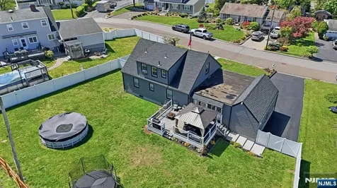 30 Brookview Drive North Haledon NJ 07508