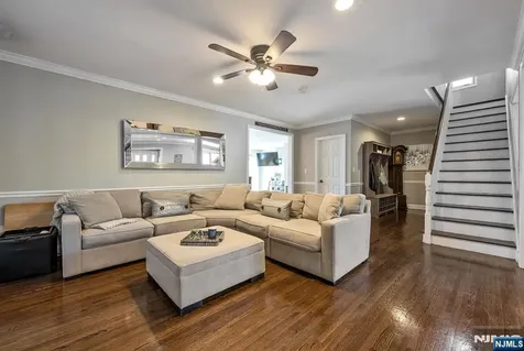 530 5th Avenue Lyndhurst NJ 07071