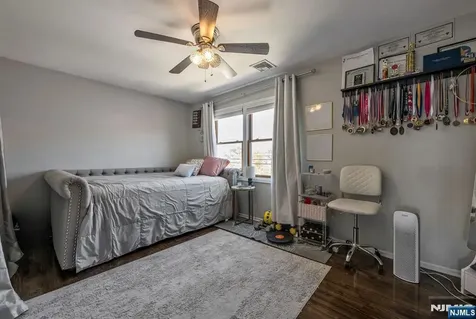 530 5th Avenue Lyndhurst NJ 07071