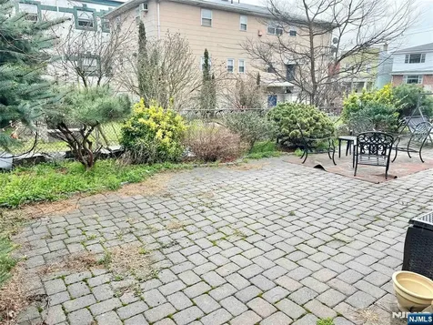284 John Street Cliffside Park NJ 07010
