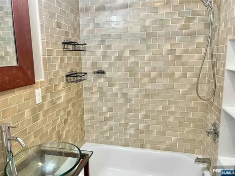 284 John Street Cliffside Park NJ 07010