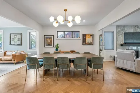 67 Westervelt Place Cresskill NJ 07626