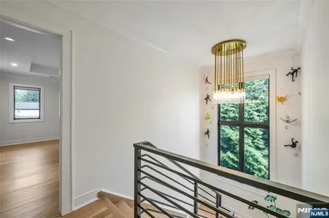 67 Westervelt Place Cresskill NJ 07626