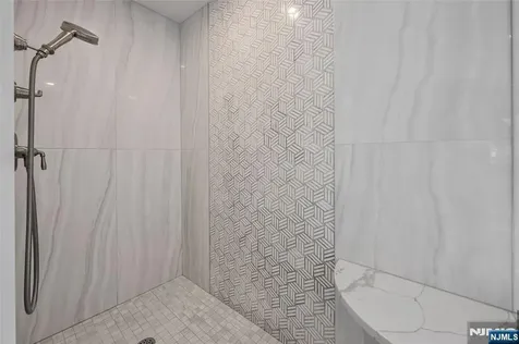 67 Westervelt Place Cresskill NJ 07626
