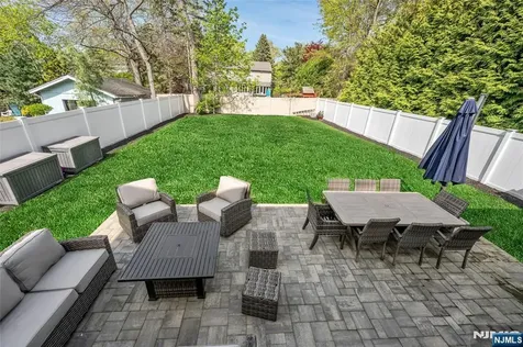 67 Westervelt Place Cresskill NJ 07626